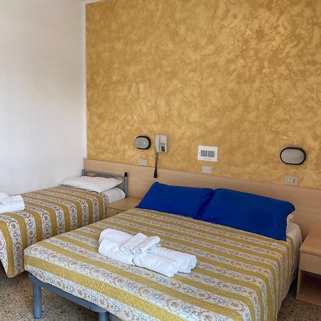 Hotel Loretta ريميني المظهر الخارجي الصورة