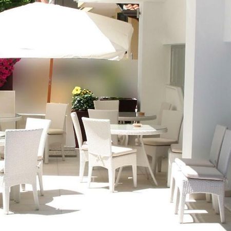 Hotel Loretta ريميني المظهر الخارجي الصورة