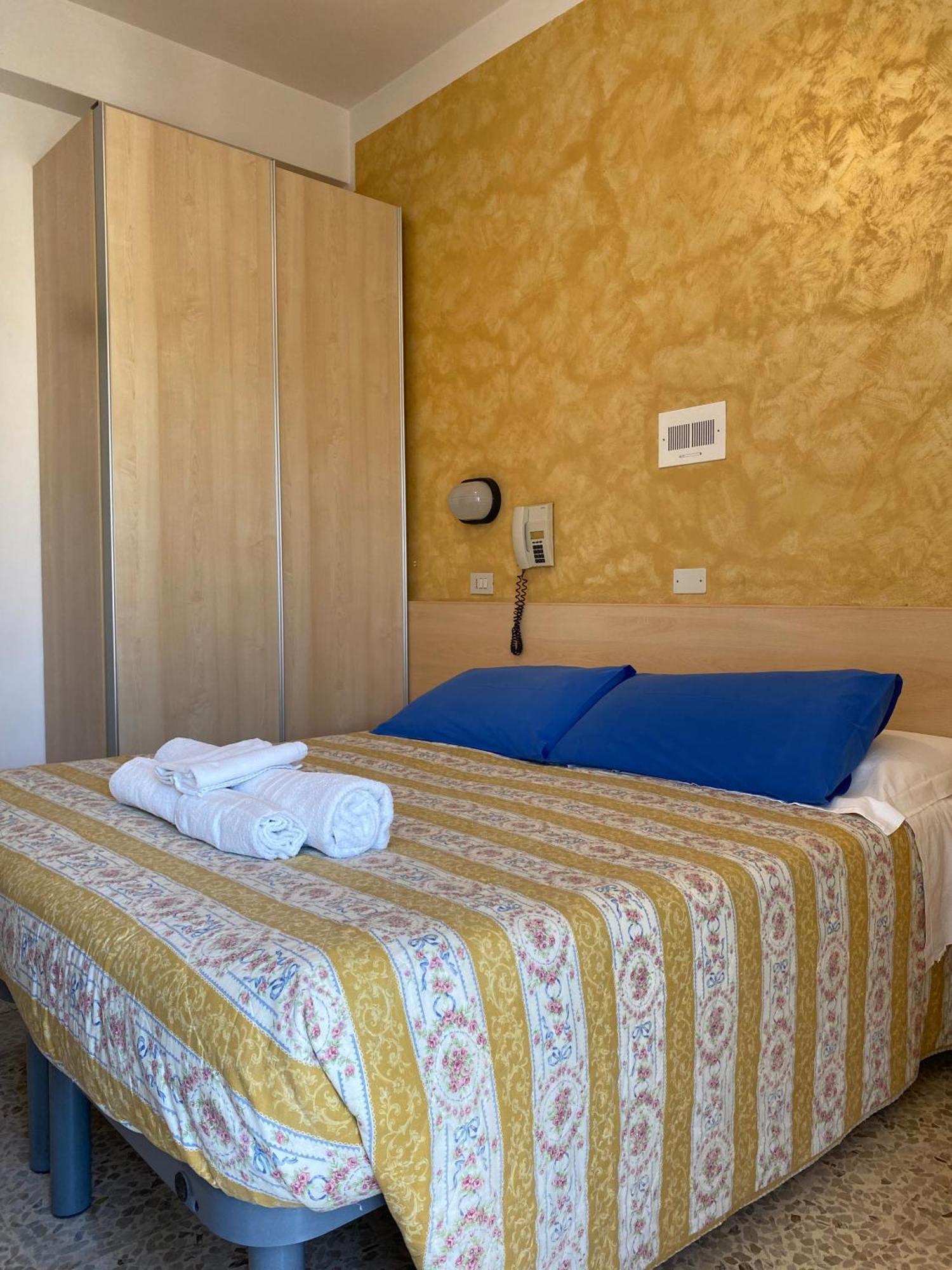 Hotel Loretta ريميني المظهر الخارجي الصورة