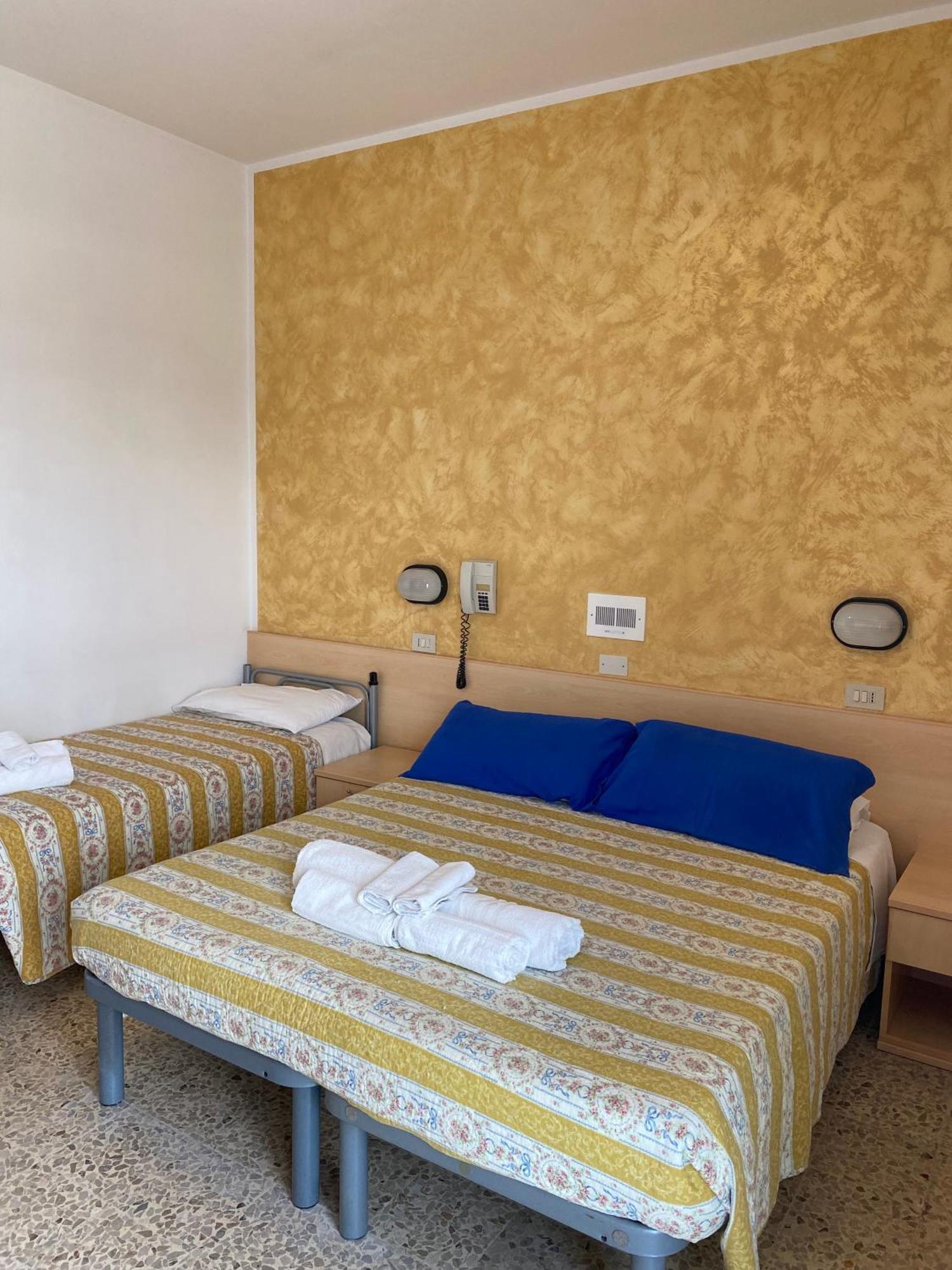 Hotel Loretta ريميني المظهر الخارجي الصورة
